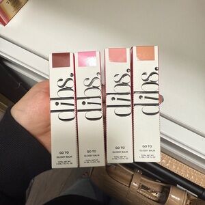 New Dibs Glossy Balm - 4 colors